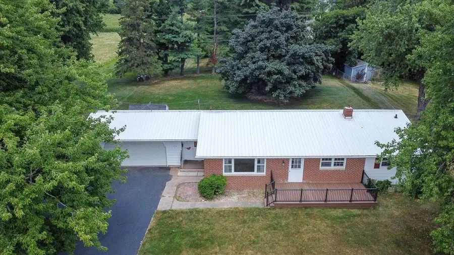 105 Holman Road, Deerfield, WI 53531 - #2