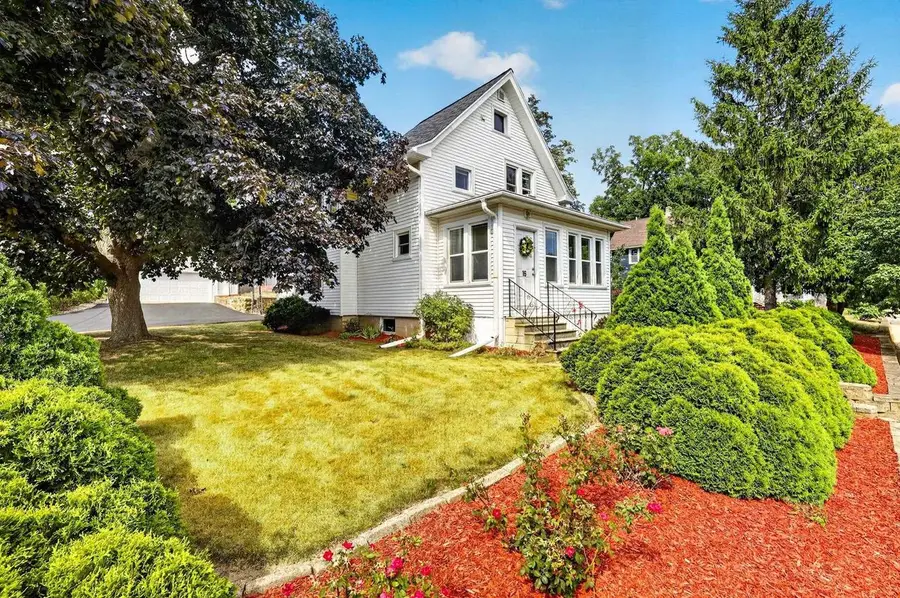 16 Legreid Street, Deerfield, WI 53531 - #2