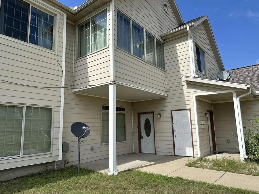 911 Herriot Drive #2, Mauston, WI 53948 - #2