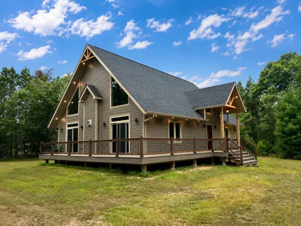 N10433 Queens Way, Necedah, WI 54646