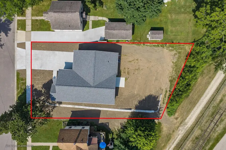 236 W 2nd Street, Reedsburg, WI 53959 - #2