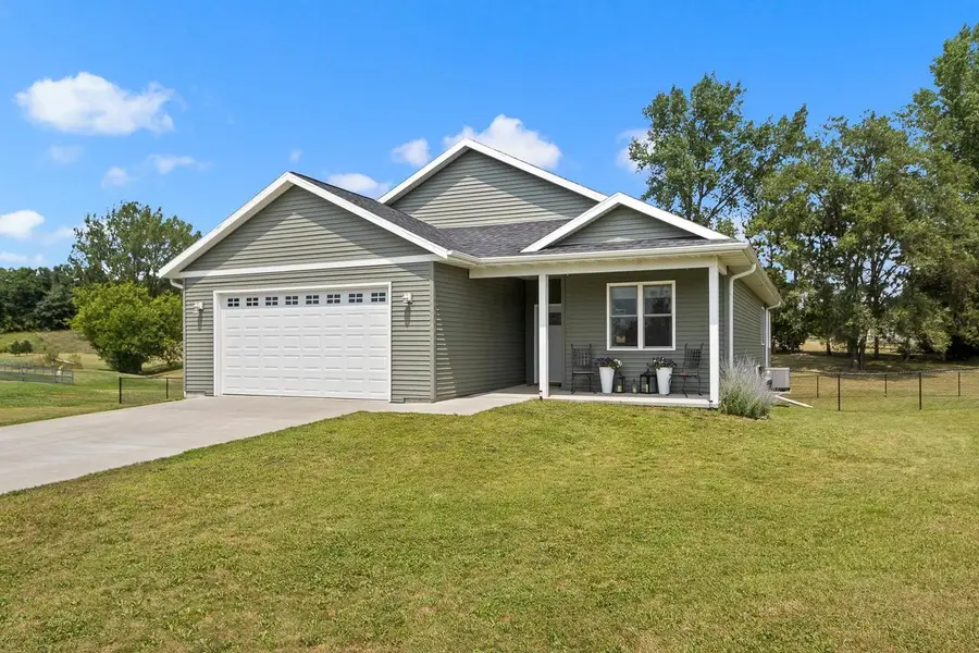 N6736 Clover Lane, Pardeeville, WI 53954 - #3