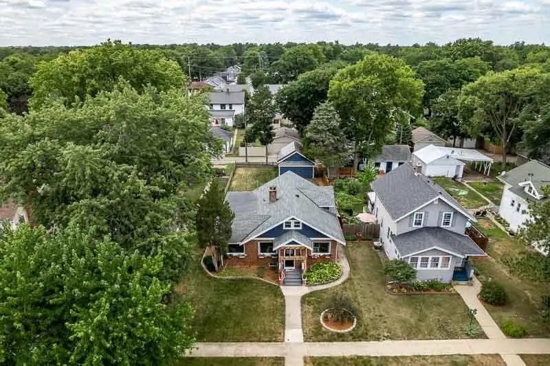 1912 Cumberland Street, Rockford, IL 61103 - #2