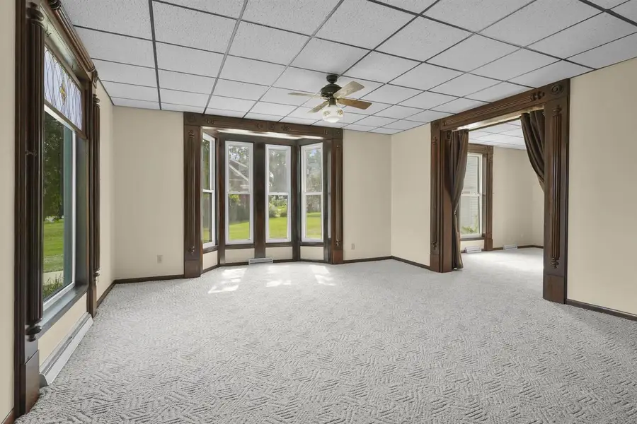 209 W Walnut Street, Dodgeville, WI 53533 - #2