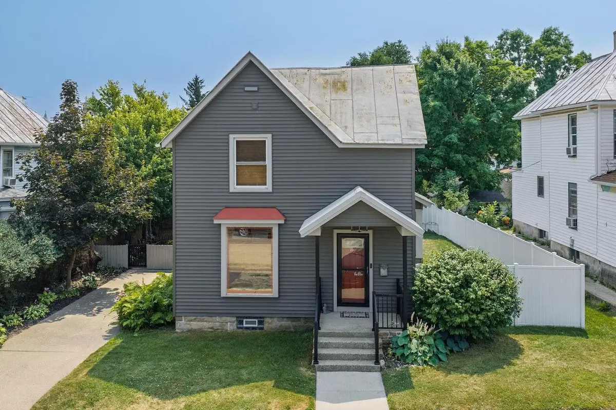 220 3rd Street, Baraboo, WI 53913 - #1