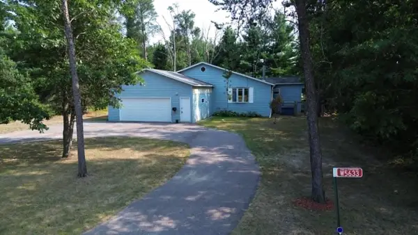 W5633 Deer Park Drive, New Lisbon, WI 53950