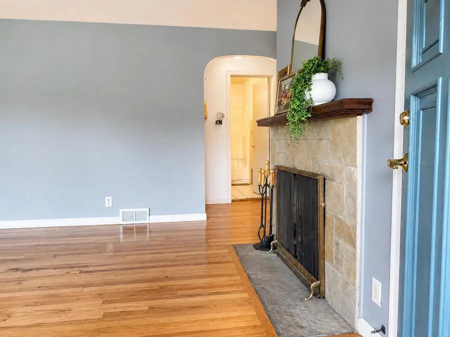 929 Center Street, Delavan, WI 53115 - #3