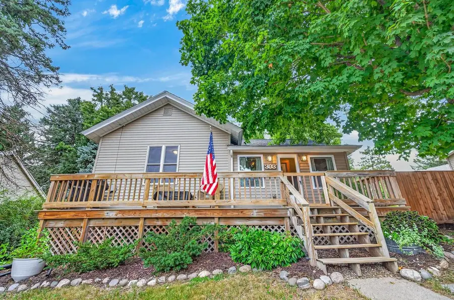 303 E State Street, Albany, WI 53502 - #2