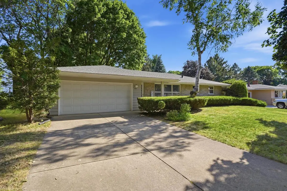 1913 Windom Way, Madison, WI 53704 - #1