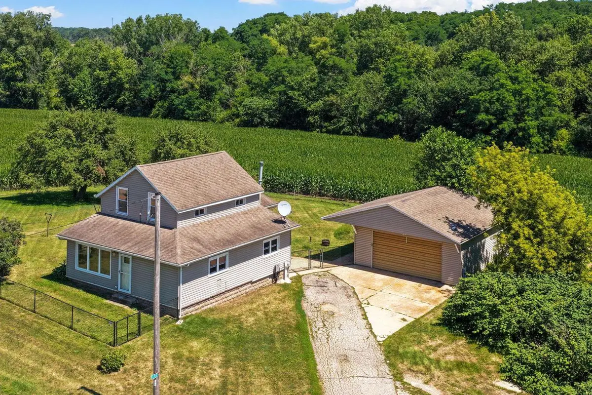 690 Highway 14, Oregon, WI 53575 - #1