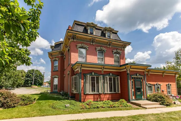 401 S Iowa Street, Dodgeville, WI 53533