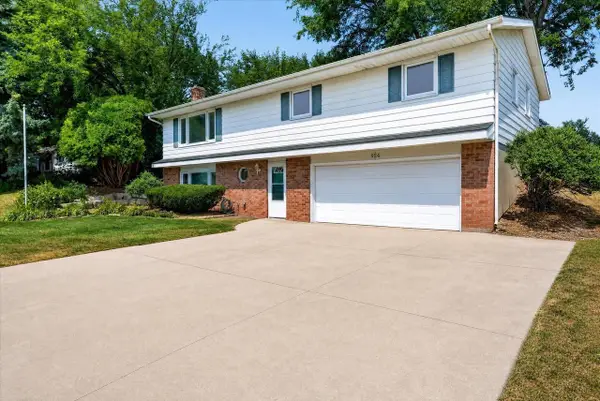 924 Buena Vista Drive, Sun Prairie, WI 53590