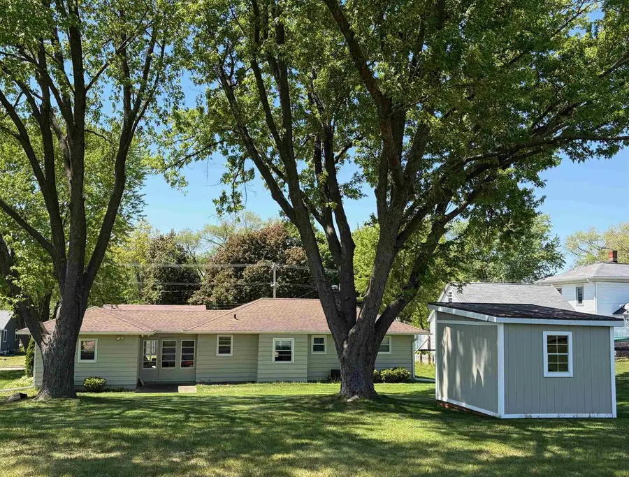 517 East Street, Stoughton, WI 53589 - #3