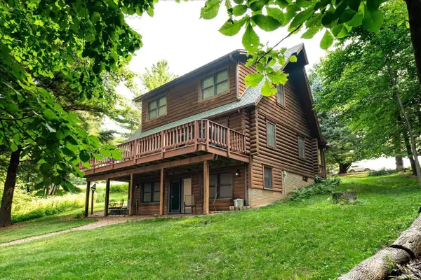 62212 Badger Ridge Road, Ferryville, WI 54628