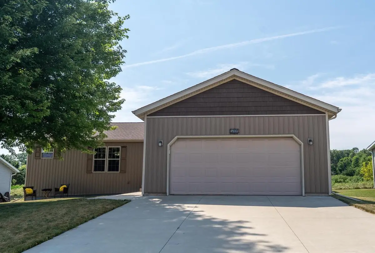 511 White Spruce Avenue, Baraboo, WI 53913 - #1