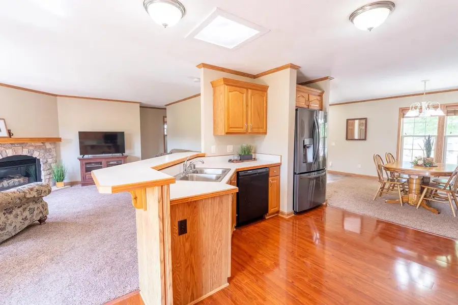 511 White Spruce Avenue, Baraboo, WI 53913 - #3