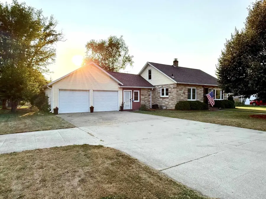 348 N Winsted Street, Spring Green, WI 53588 - #2