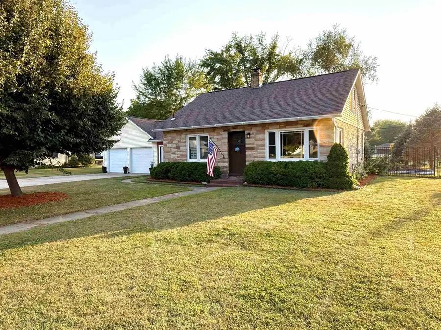 348 N Winsted Street, Spring Green, WI 53588 - #3