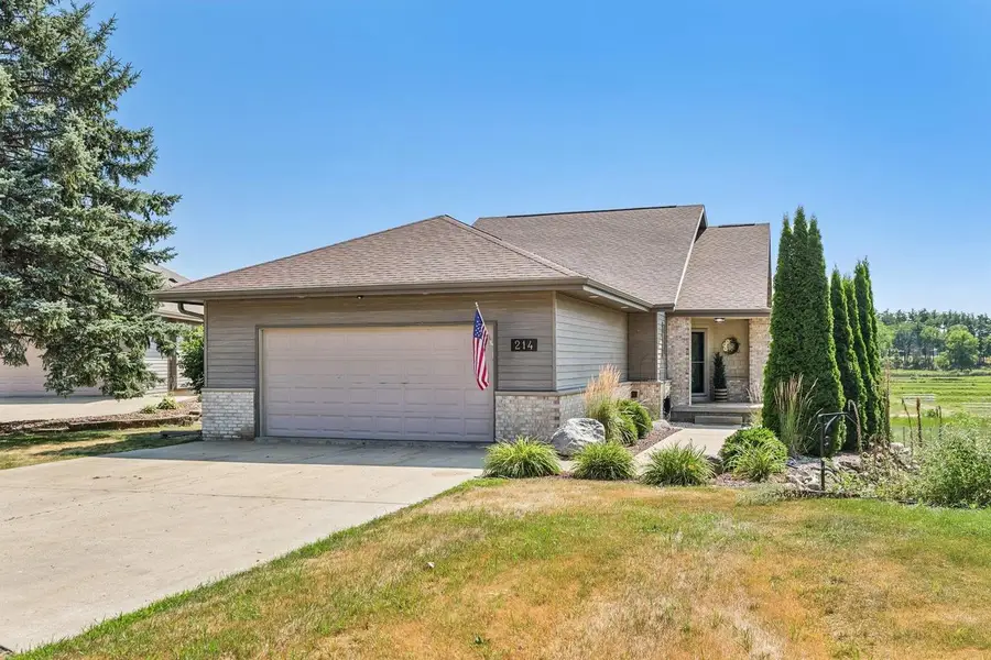 214 Bayfield Way, Lake Mills, WI 53551 - #2