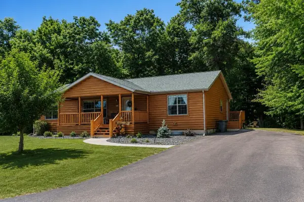 309 Oakbrook Drive, Wisconsin Dells, WI 53965