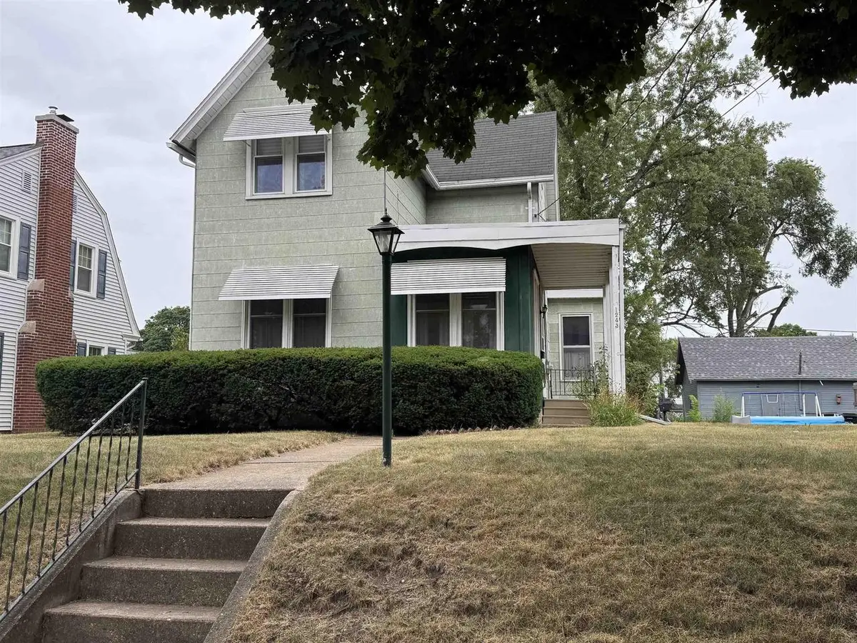 1243 Oak Street, Beloit, WI 53511 - #1
