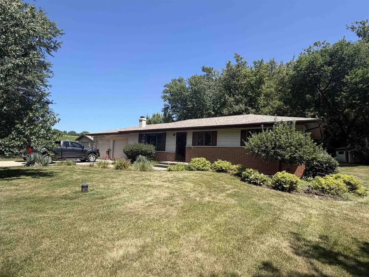 2451 S Country Lane, Beloit, WI 53511 - #1