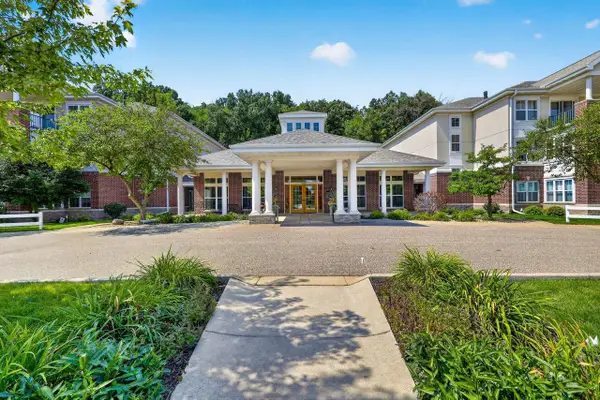 8510 Greenway Boulevard #104, Middleton, WI 53562
