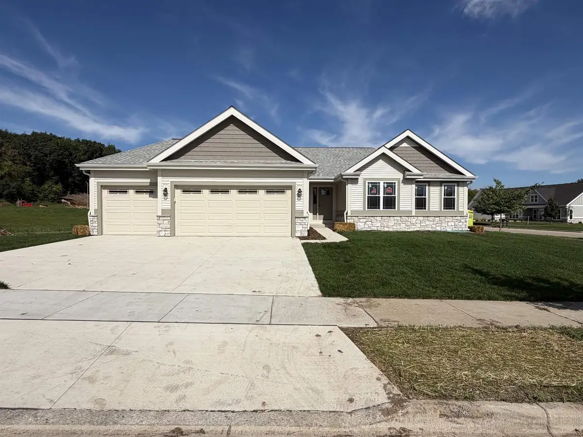 314 Summit Passage, Deerfield, WI 53531 - #1