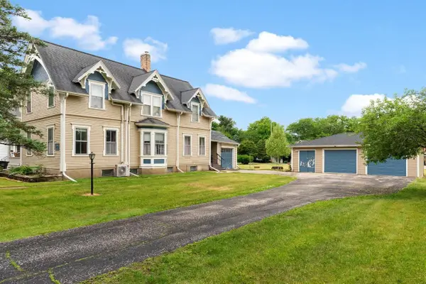 410-412 Jones Avenue, Fort Atkinson, WI 53538