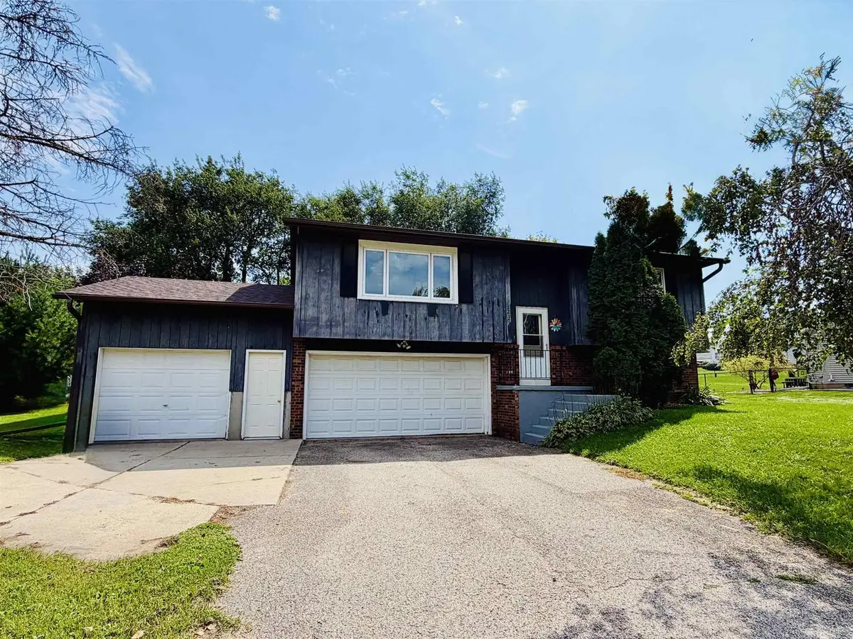 2210 Ridgeway Road, Monroe, WI 53566 - #1