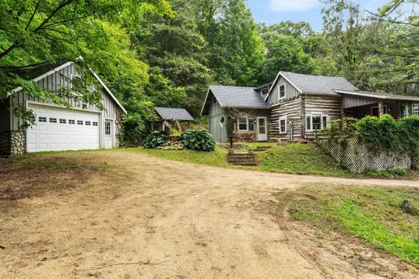 8237 Sweeney Road, Barneveld, WI 53507