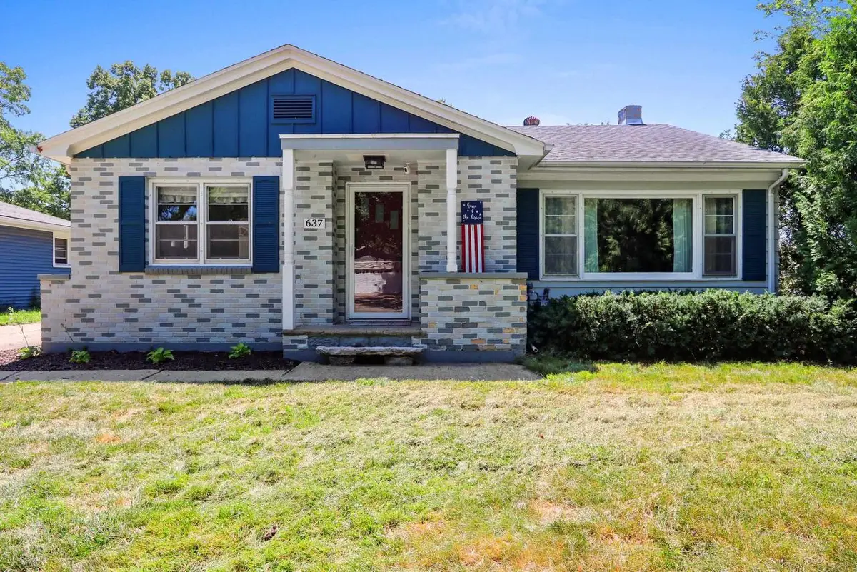 637 Butler Street, De Pere, WI 54115 - #1