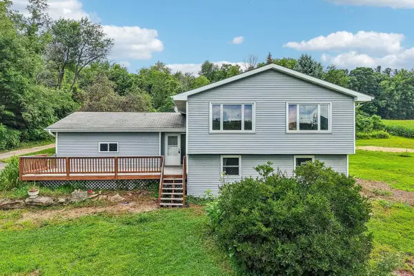 E9450C County Road W Road, North Freedom, WI 53951