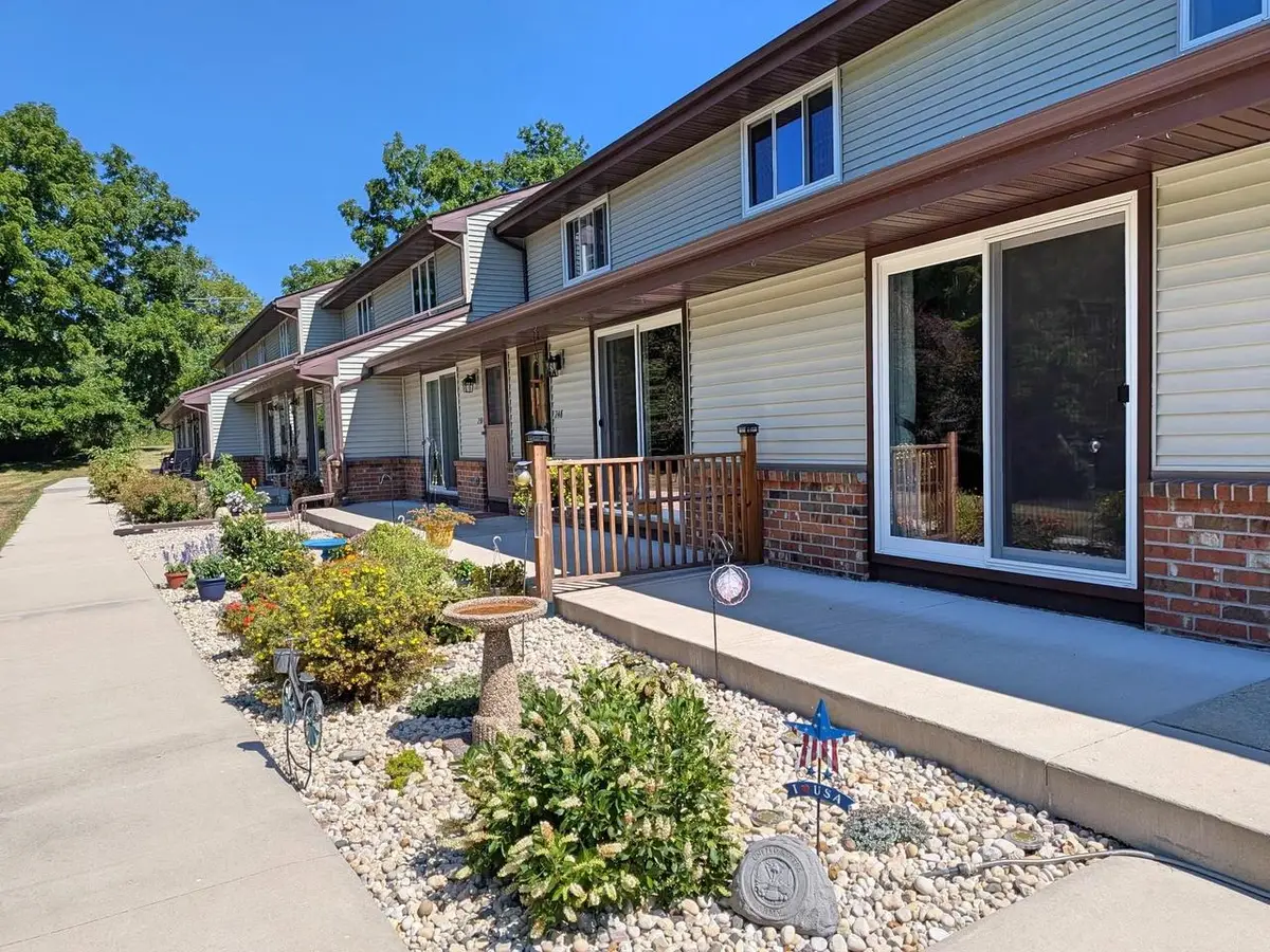 246 Ba Wood Lane, Janesville, WI 53545 - #1