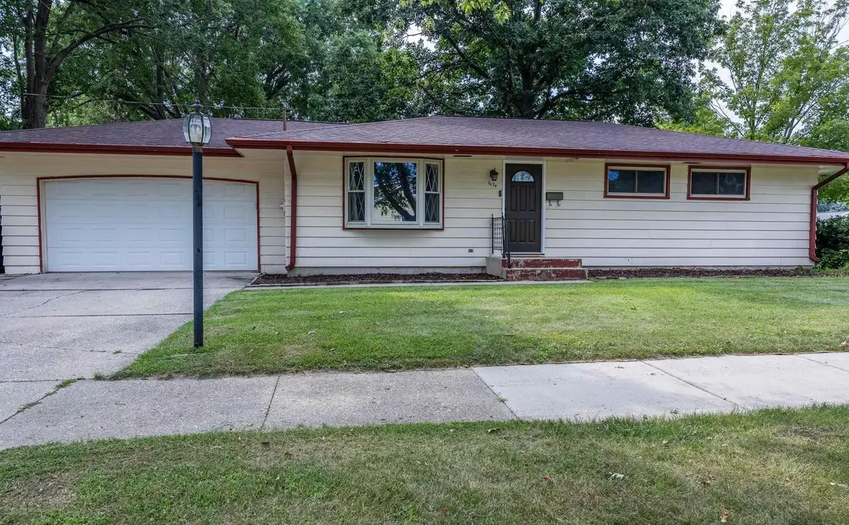 1634 S Arch Street, Janesville, WI 53546 - #1