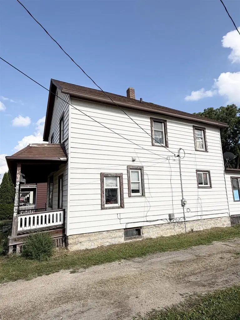 221 W Mill Street, Beaver Dam, WI 53916 - #3