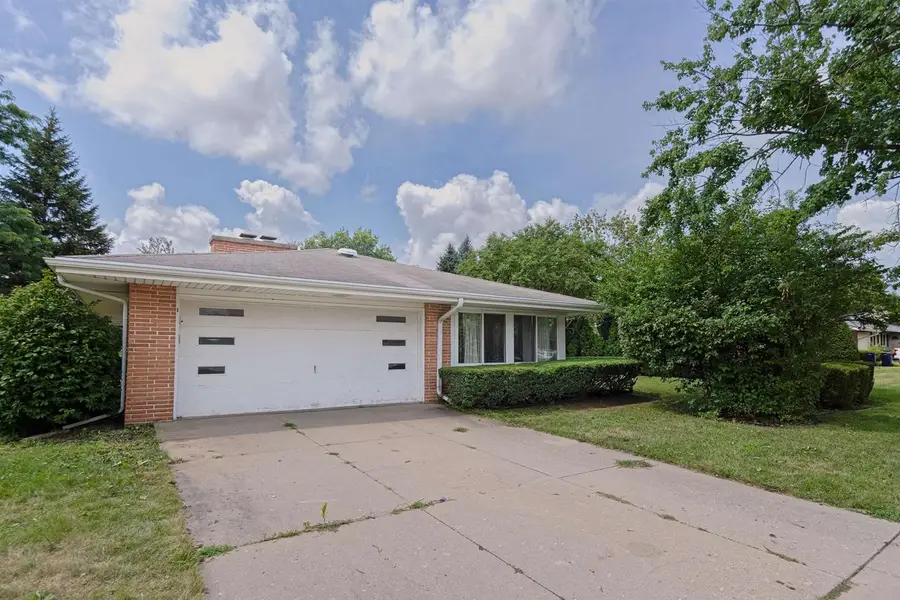 2131 Mt Zion Avenue, Janesville, WI 53545 - #2