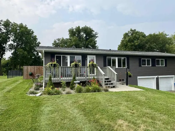 306 W 1st Street, Cambria, WI 53923