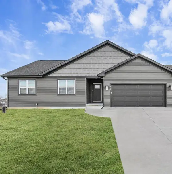 368 Dahlia Drive, Stoughton, WI 53589