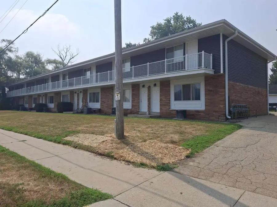 1405 Oconomowoc Avenue, Watertown, WI 53094 - #2