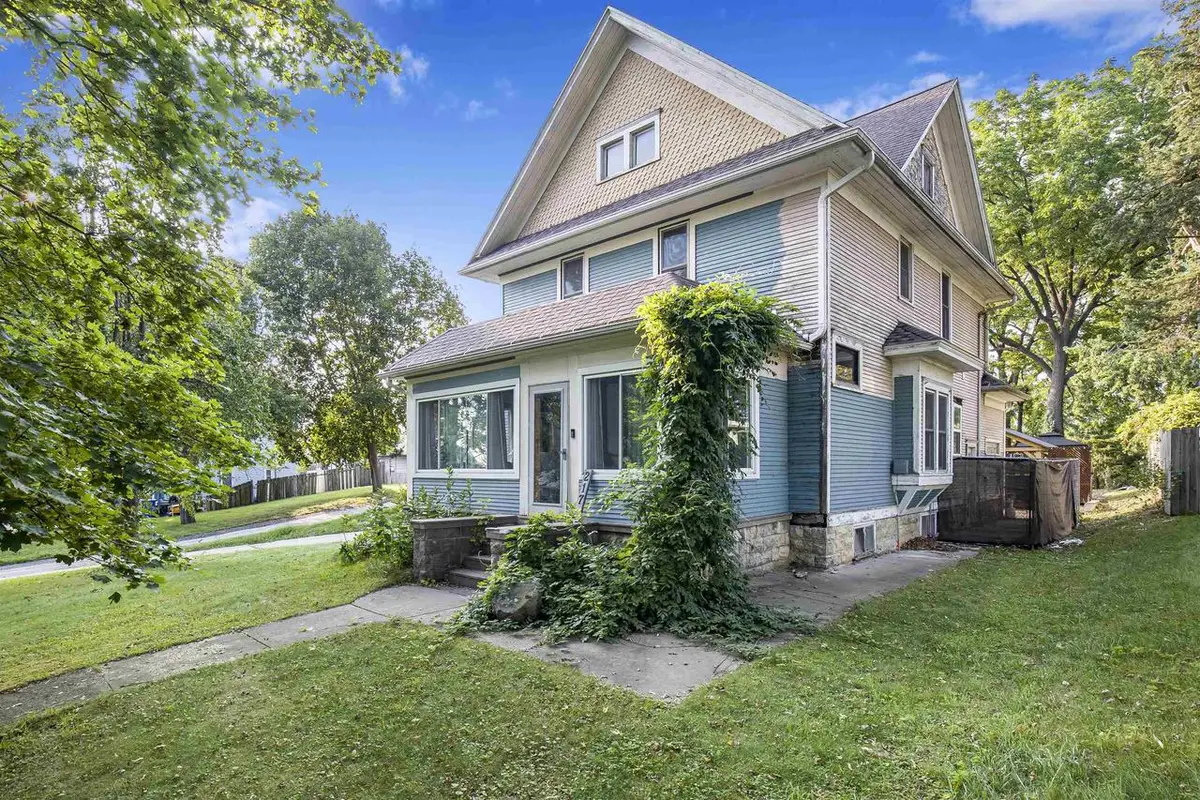 217 E Florence Street, Cambria, WI 53923 - #1