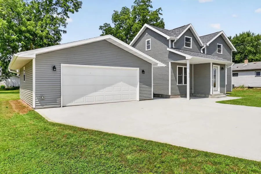 637 Lewellen Street, Marshall, WI 53559 - #2