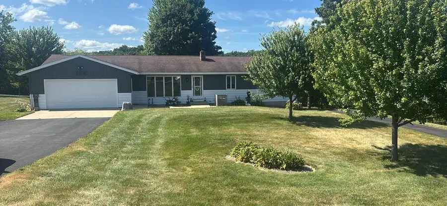 W6791 Pond View Road, Monroe, WI 53566 - #2
