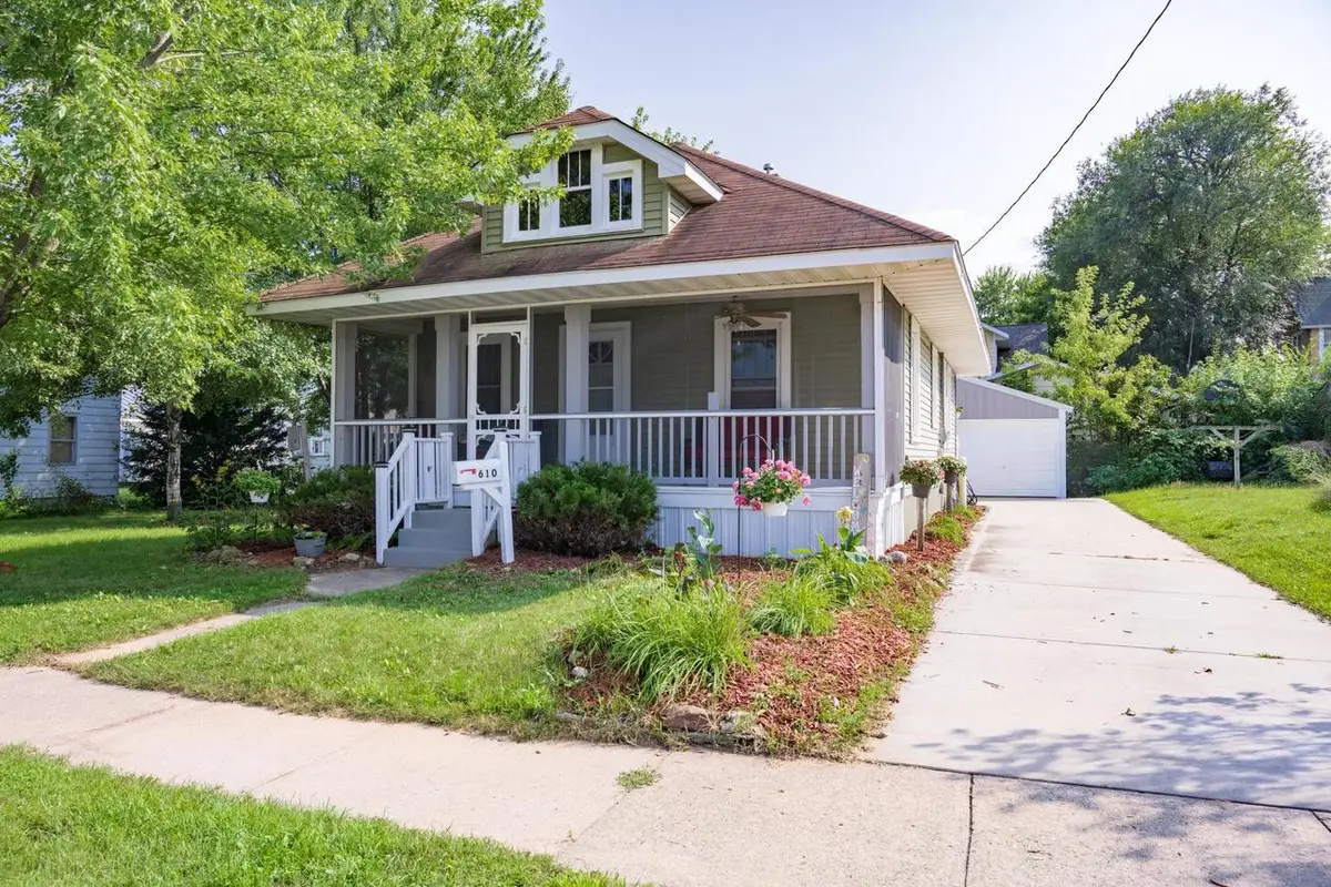 610 Mansion Street, Mauston, WI 53948 - #1