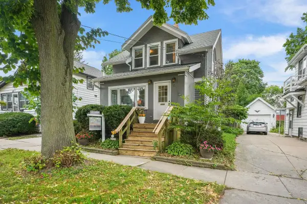 182 Dixon Street, Madison, WI 53704