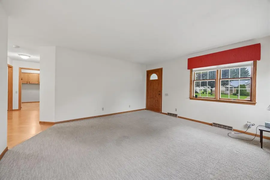 1304 Nantucket Drive #a, Janesville, WI 53546 - #3