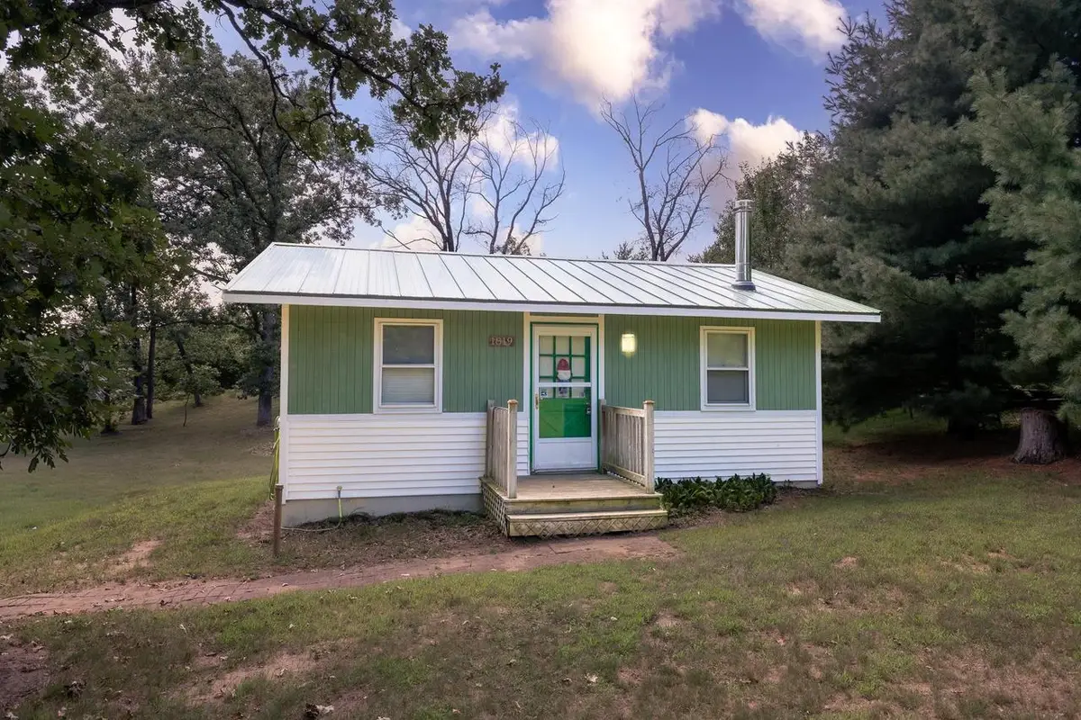 1819 Castlewood Road, Friendship, WI 53934 - #1