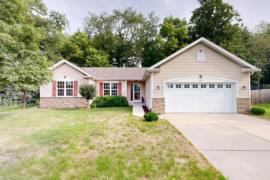204 Woodland Preserve, Johnson Creek, WI 53094 - #3