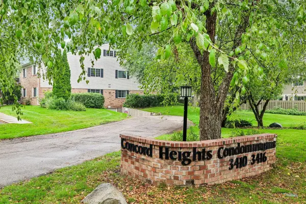 3412 Valley Ridge Road #4, Middleton, WI 53562
