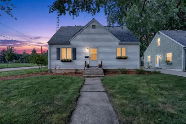 1524 Greenview Avenue, Janesville, WI 53548